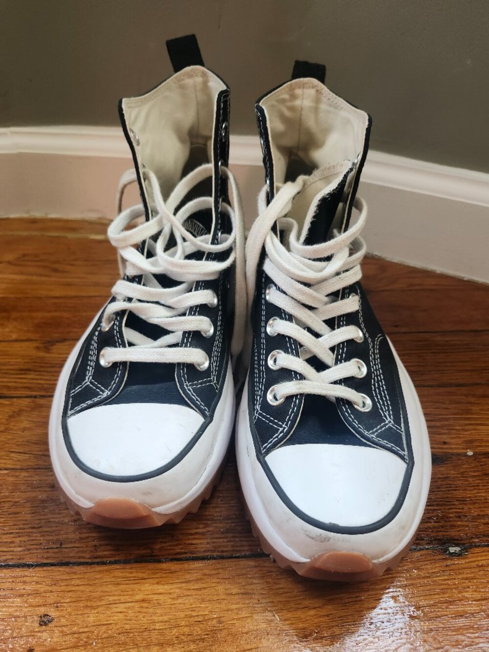 Converse Run Star Hike Platform Sneaker - Black / White / Gum